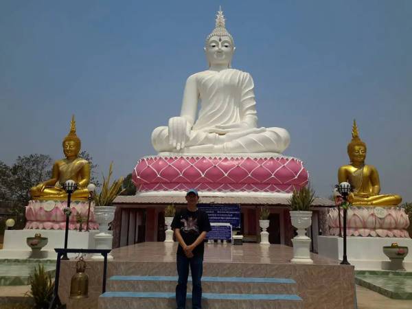 เที่ยวอุบลราชธานี โพธิ์ไทร วัดโนนสวรรค์ศิลา (Non Sawan Sila Temple)