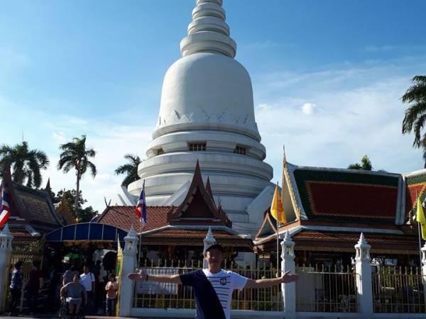 เที่ยวกรุงเทพ บางเขน วัดพระศรีมหาธาตุวรมหาวิหาร (Wat Phra Si Mahathat)