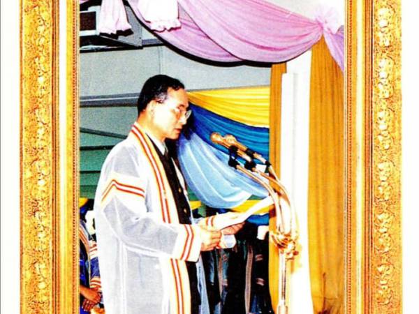 kku E-Book รวมพระบรมราโชวาท​ ในพิธีพระราชทานปริญญาบัตรแก่ผู้สำเร็จการศึกษา มหาวิทยาลัยขอนแก่น