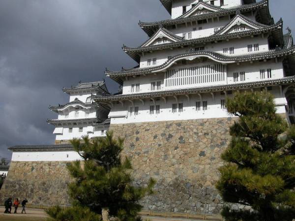 แหล่งมรดกโลก เอเชียตะวันออก ญี่ปุ่น 1993 ปราสาทฮิเมจิ (Himeji-jo) 