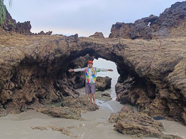 เที่ยวตรัง กันตัง เกาะลิบง สะพานหิน (stone bridge) 