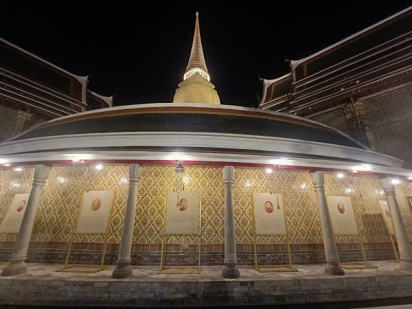 เที่ยวกรุงเทพ พระนคร วัดราชบพิธสถิตมหาสีมารามราชวรวิหาร สุสานหลวง 