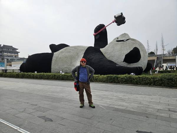 Waranon จีน เฉิงตู ลาทีมิใช่ลาจาก Chengdu Sichuan China