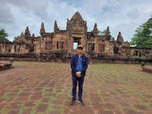 เที่ยวบุรีรัมย์ ประโคนชัย ปราสาทเมืองต่ำ (Prasat Muang Tam)