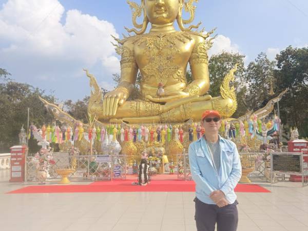 เที่ยวเชียงใหม่ ดอยสะเก็ด วัดพระธาตุดอยสะเก็ด (Wat Phra That Doi Saket)