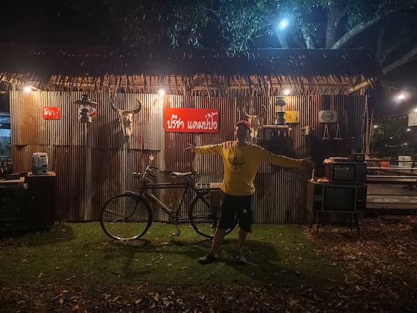 เที่ยวนครนายก เมือง ปรีชาแค้มปิ้งริมน้ำ (Preecha Camping)