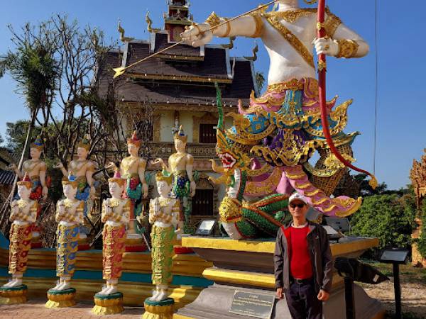 เที่ยวเชียงราย แม่สรวย วัดแสงแก้วโพธิญาณ (Wat Saeng Kaeo Phothiyan)