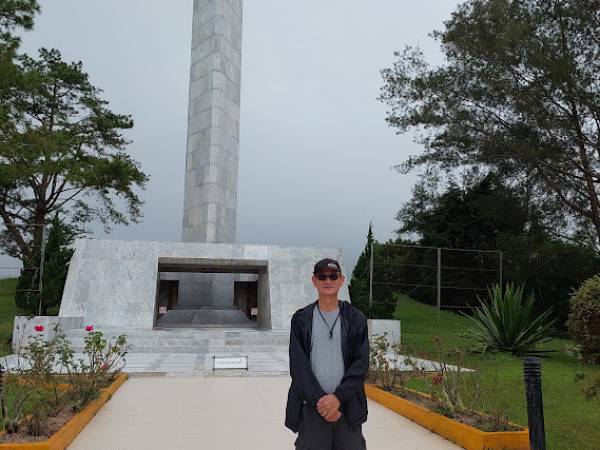 เที่ยวเพชรบูรณ์ เขาค้อ อนุสาวรีย์ผู้เสียสละ (Sacrifice Memorial)
