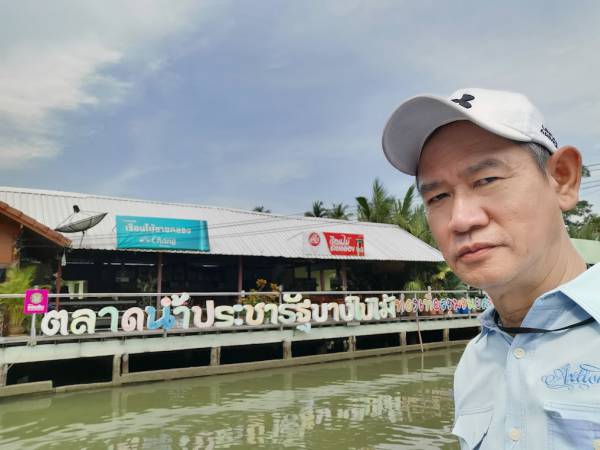 เที่ยวสุราษฎร์ธานี เมือง ตลาดน้ำประชารัฐ บางใบไม้