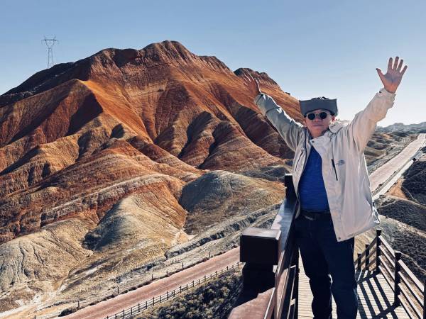 Waranon จีน กานซู่ จางเย่ อุทยานธรณีจางยี่ (Zhangye UNESCO Global Geopark)