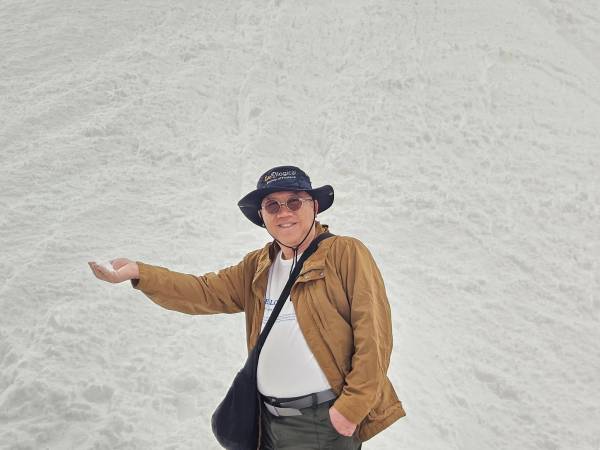 Waranon ไทย นครราชสีมา เหมืองเกลือหิน Rock Salt ขนาดใหญ่ในอำเภอพิมาย