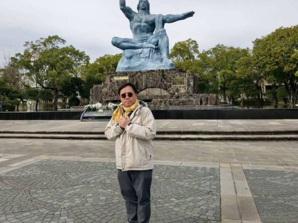 Waranon เบลเยียม บรูจส์ เป็นเมืองเก่าแก่โบราณ