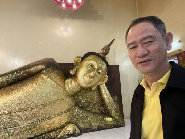 เที่ยวระยอง เมือง วัดป่าประดู่ (Wat Pa Pradu)