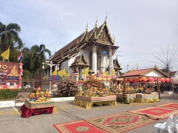 เที่ยวอยุธยา พระนครศรีอยุธยา วัดใหญ่ชัยมงคล (Wat Yai Chaimongkol)