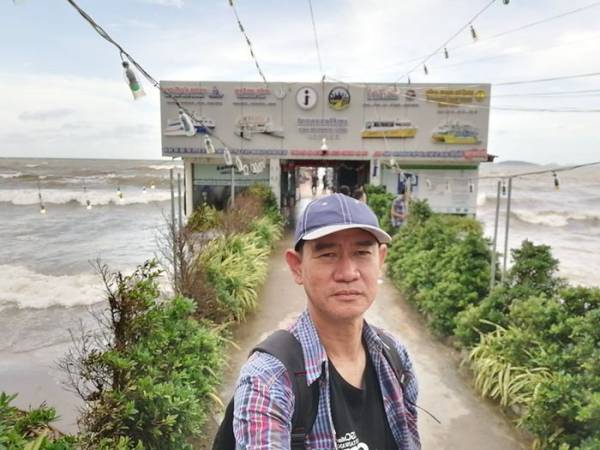 เที่ยวกัมพูชา สีหนุวิลล์ หาดโอเชอเตียล (Travel Cambodia Sihanoukville Ochheuteal Beach)
